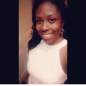 Meet your Posher, Clintoria